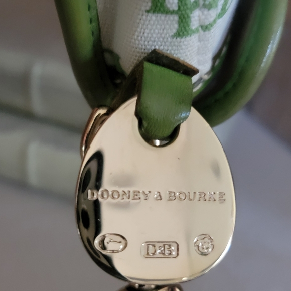 Dooney And Bourke Vintage Green And White Monogram Wristlet With Leather Trim - Picture 7 of 10